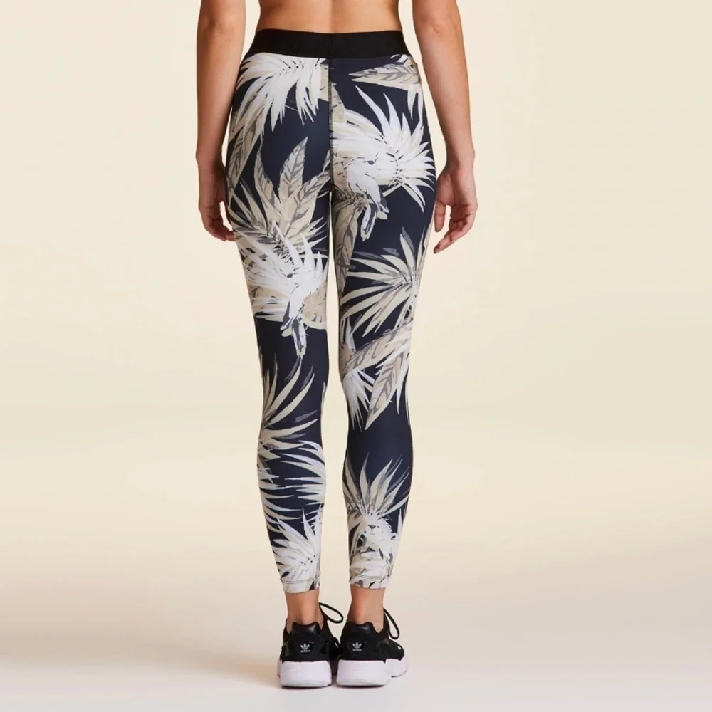NWT Alala Primary Tight High Rose Skinny Leggings In Neutral Palm Print